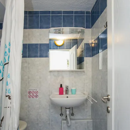 Ana Apartman *