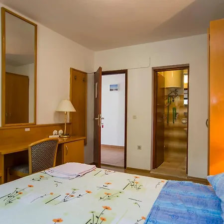 Ana Apartman *