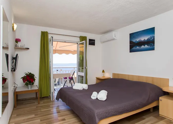 Διαμέρισμα Ana *