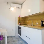 Ana Gornji Dingač