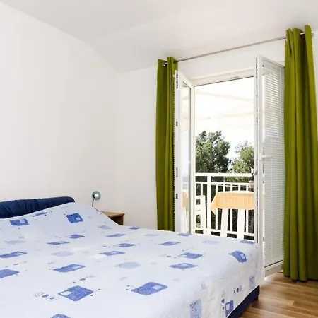 Ana Apartament Gornji Dingač