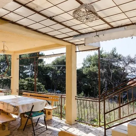 Ana * Gornji Dingač