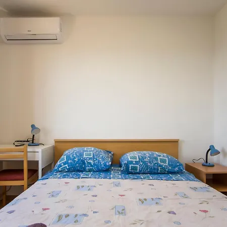 Ana * Gornji Dingač