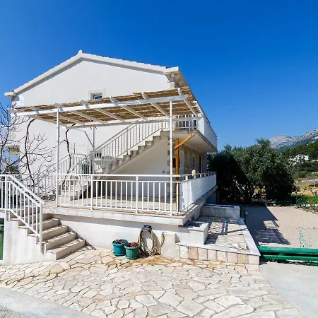 Ana Apartament Gornji Dingač